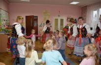 Spotkanie ze smaczną tradycją w Przedszkolu Samorządowym w Olszynach 
